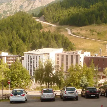 Apartment Avec Vue Montagne A 38 M²